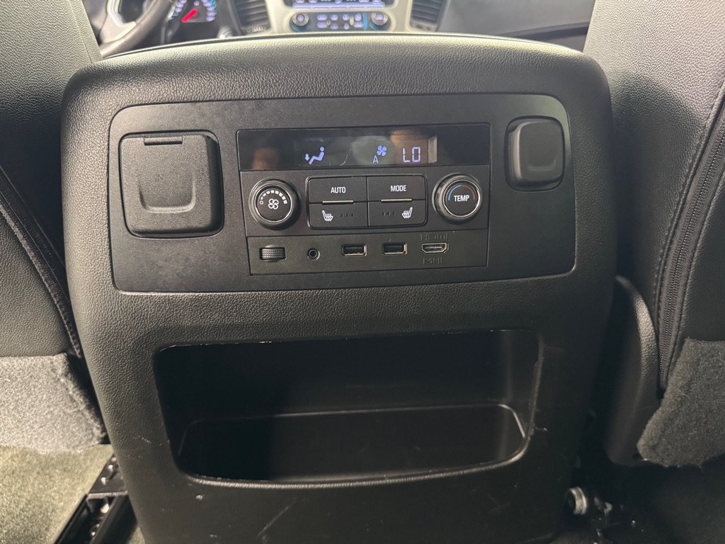 Used 2018 GMC Yukon SLT w/ Open Road Package AWD/4WD image 22