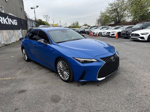 Used 2023 Lexus IS 300 w/ Premium Package RWD image 3