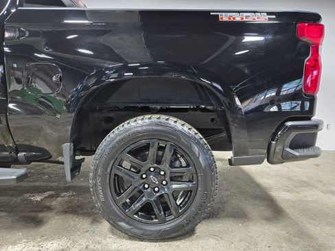 Used 2022 Chevrolet Silverado 1500 Custom Trail Boss AWD/4WD image 55