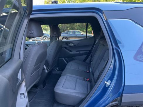 Used 2025 Chevrolet Equinox LT FWD image 25
