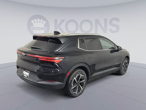 New 2026 Chevrolet Equinox EV LT image 7