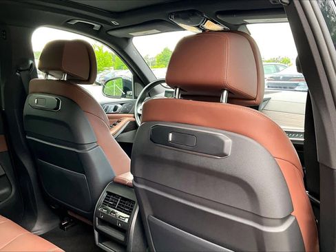 Used 2024 BMW X5 xDrive40i w/ M Sport Package AWD/4WD image 20