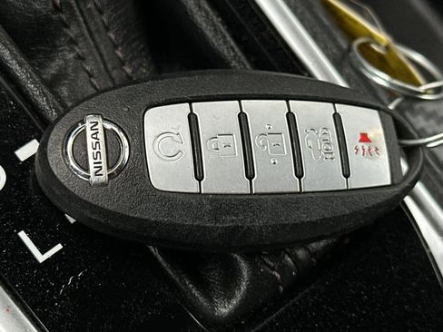 Used 2020 Nissan Sentra SV image 25