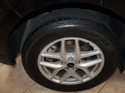 Used 2023 Ford Edge SEL AWD/4WD image 35