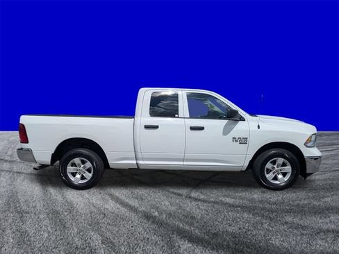 Used 2024 RAM 1500 Classic SLT AWD/4WD image 3
