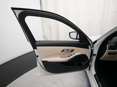 Used 2023 BMW 330e xDrive w/ Driving Assistance Package AWD/4WD image 27