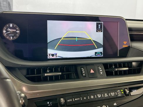 Used 2021 Lexus ES 300h w/ Premium Package FWD image 14