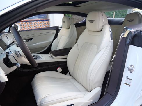 New 2026 Bentley Continental GT AWD/4WD image 17