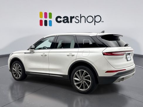 Used 2024 Lincoln Corsair AWD w/ Equipment Group 101A image 3