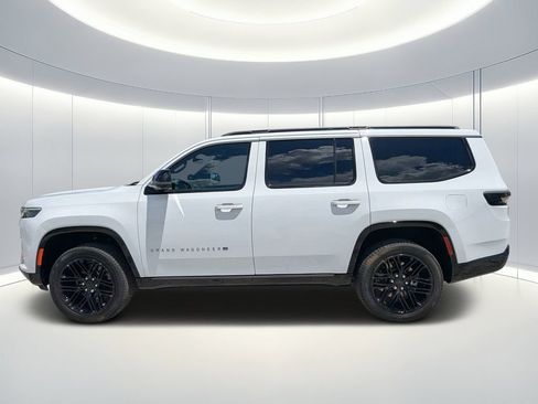 New 2026 Jeep Grand Wagoneer Limited AWD/4WD image 6