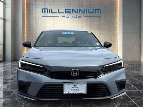 Used 2023 Honda Civic Sport image 8
