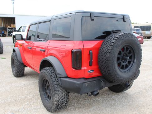 Used 2023 Ford Bronco Wildtrak AWD/4WD image 4