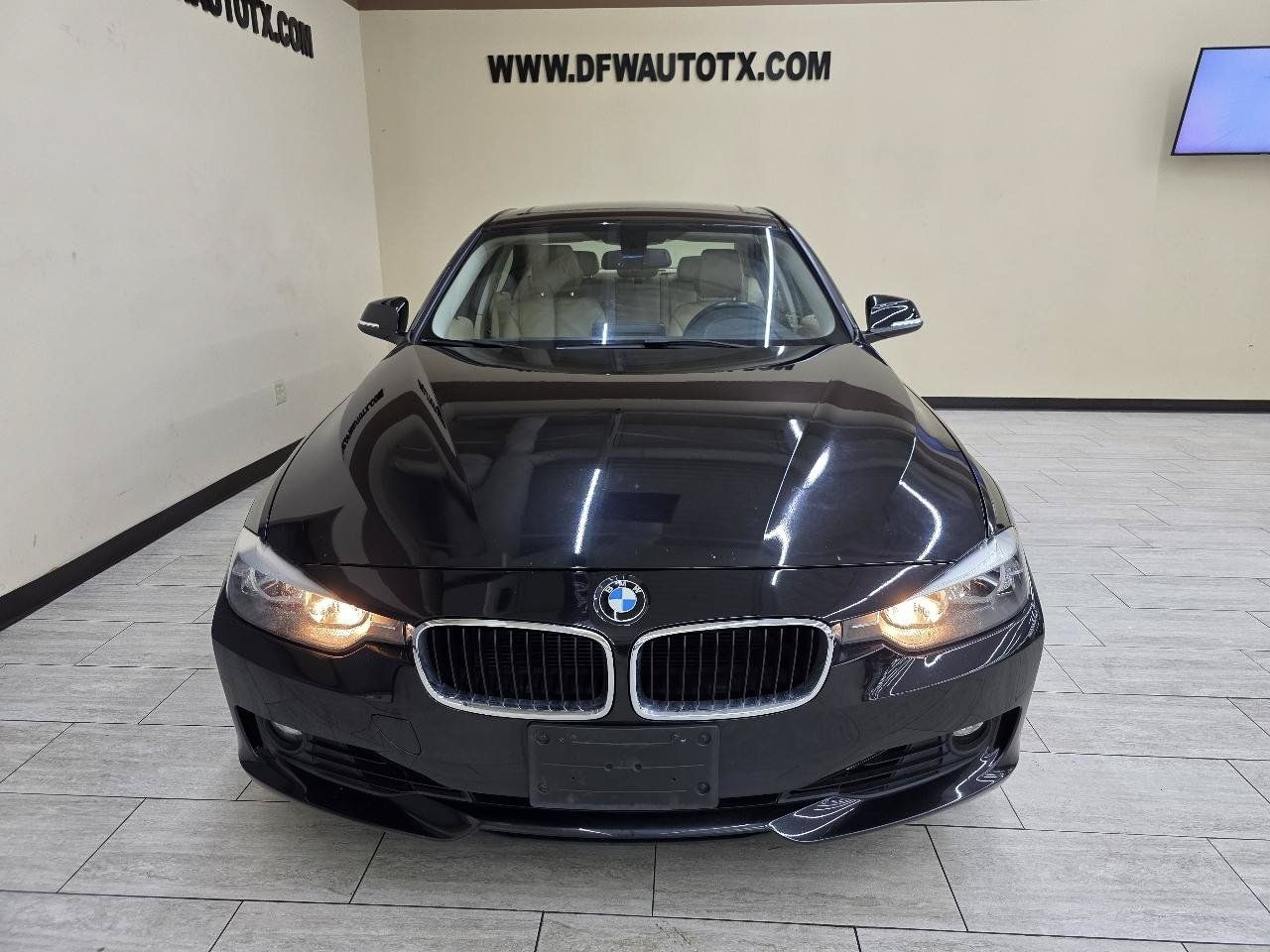 Used 2013 BMW 328i Sedan RWD image 3