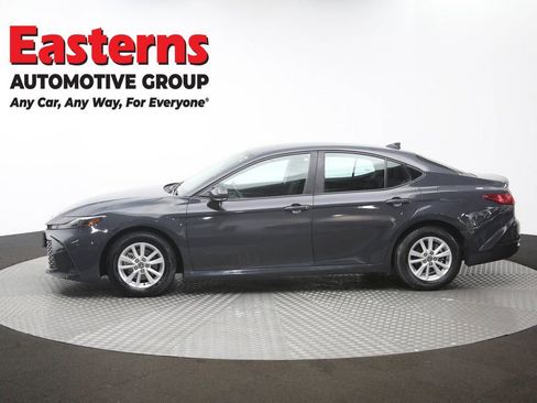 Used 2025 Toyota Camry LE FWD image 59