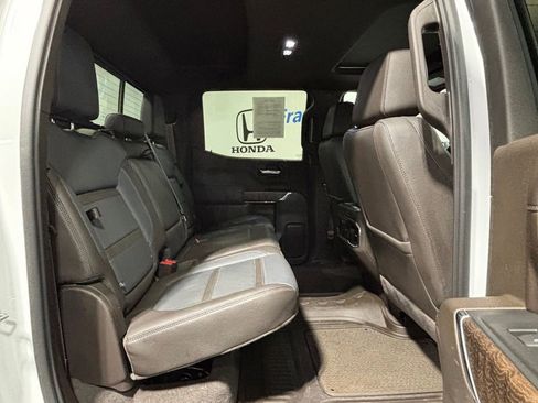 Used 2021 GMC Sierra 1500 Denali w/ Driver Alert Package II AWD/4WD image 31