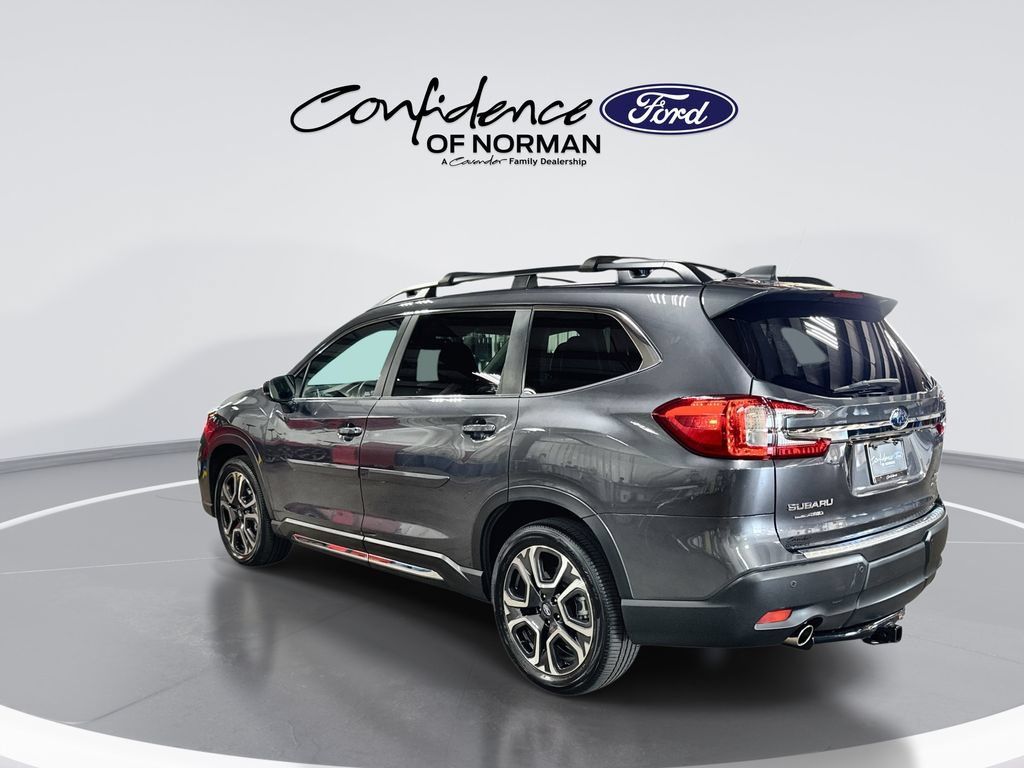 Used 2025 Subaru Ascent Limited AWD/4WD image 6