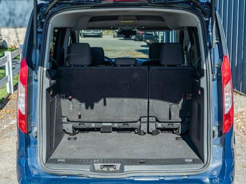 Used 2017 Ford Transit Connect XLT image 14