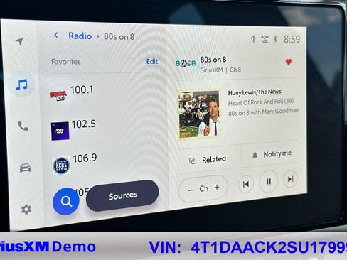 Used 2025 Toyota Camry SE image 22