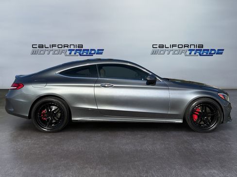 Used 2017 Mercedes-Benz C 300 Coupe image 4