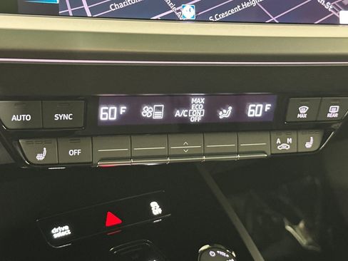 Certified 2025 Audi Q4 e-tron Premium w/ Convenience Package image 20