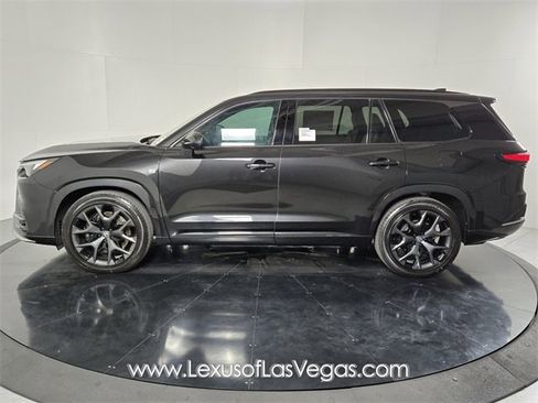 New 2026 Lexus TX 500h AWD image 7