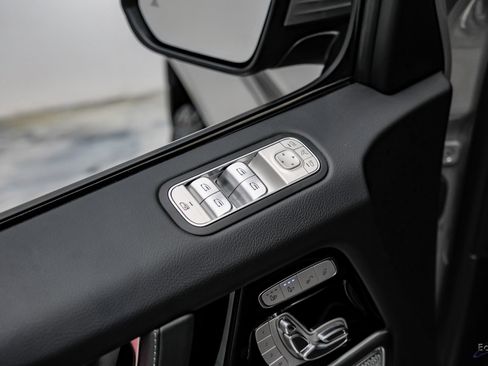 Used 2025 Mercedes-Benz G 63 AMG 4MATIC image 93