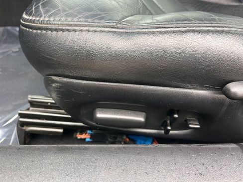 Used 2004 Chevrolet Corvette Coupe w/ Roof Package image 16