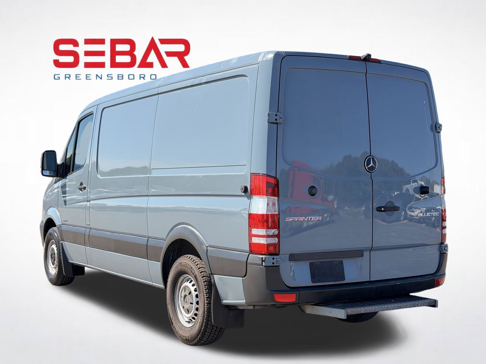 Used 2016 Mercedes-Benz Sprinter 2500 image 9