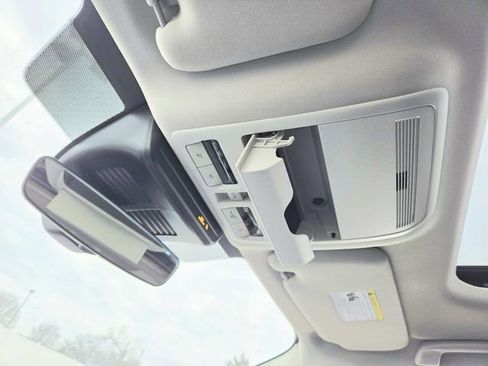 Certified 2025 MAZDA CX-90 Plug-In Hybrid w/ Preferred image 31