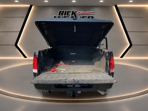 Used 2014 GMC Sierra 2500 Denali w/ Suspension Package, Off-Road AWD/4WD image 31