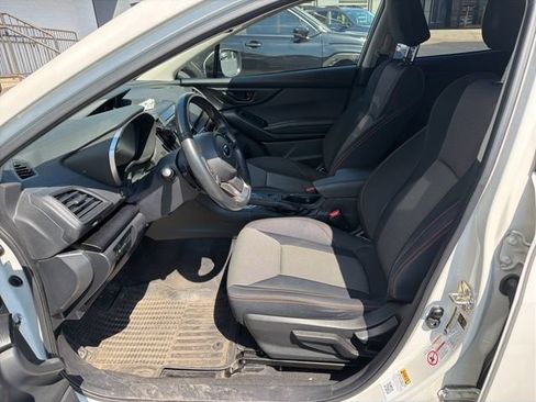 Used 2019 Subaru Crosstrek 2.0i Premium w/ Eyesight System AWD/4WD image 2