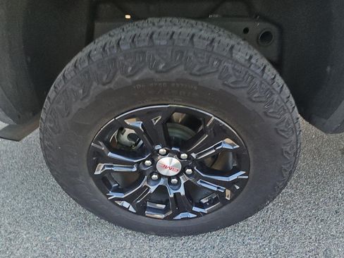 Used 2024 GMC Canyon Elevation w/ Trailering Package RWD image 24