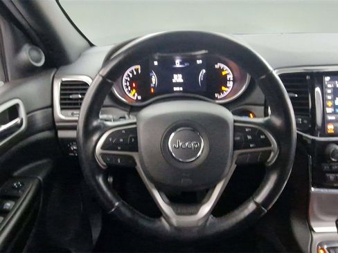 Used 2022 Jeep Grand Cherokee Laredo X image 19