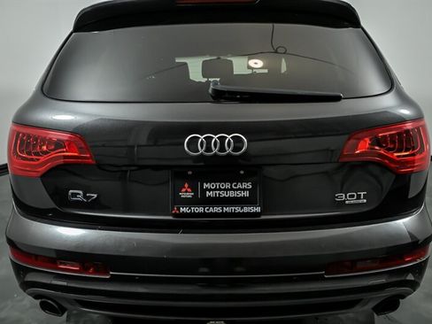 Used 2014 Audi Q7 3.0T S line Prestige w/ S Line Package AWD/4WD image 8