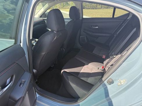 Used 2025 Nissan Sentra SR w/ Midnight Edition image 7