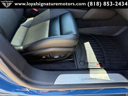 Used 2021 Porsche Taycan 4S AWD/4WD image 38
