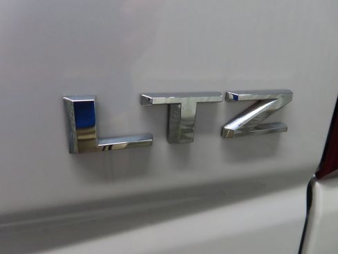 Used 2019 Chevrolet Silverado 1500 LTZ w/ LTZ Plus Package image 48