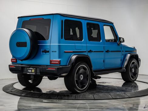 Used 2025 Mercedes-Benz G 63 AMG 4MATIC w/ Night Package Magno image 17