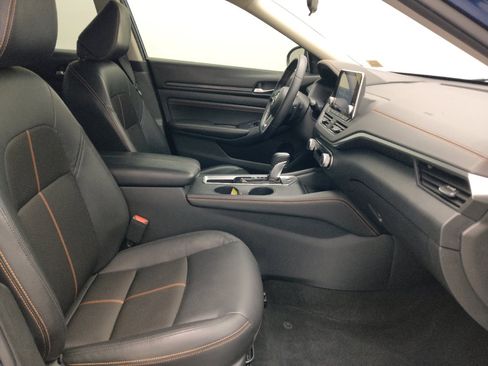 Used 2020 Nissan Altima 2.5 SR FWD image 21
