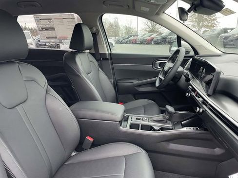 New 2026 Kia Sorento S image 18