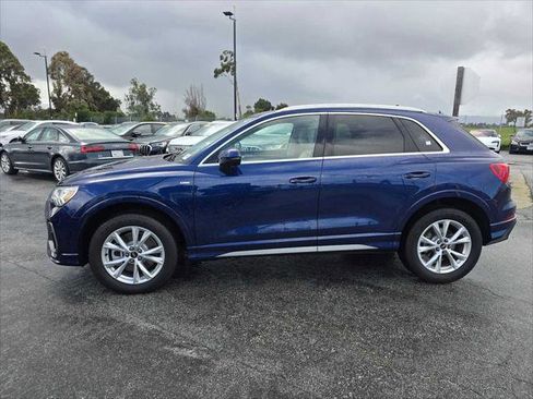 Used 2024 Audi Q3 2.0T Premium w/ Convenience Package image 7