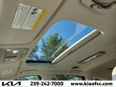 Used 2022 Kia Telluride EX w/ EX Premium Package FWD image 23