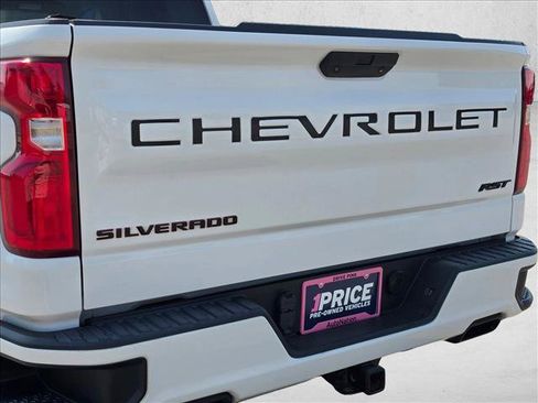 Used 2022 Chevrolet Silverado 1500 RST w/ Redline Edition AWD/4WD image 14