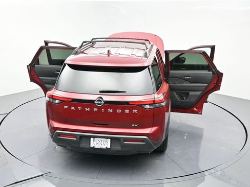 Used 2022 Nissan Pathfinder SV image 27