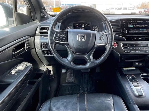 Used 2022 Honda Passport TrailSport image 5
