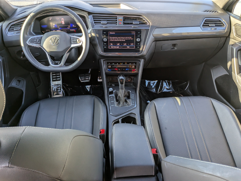 Certified 2023 Volkswagen Tiguan SE R-Line FWD image 12