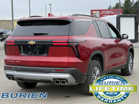 New 2025 Chevrolet Traverse LT image 5