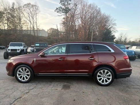 Used 2015 Lincoln MKT AWD w/ Equipment Group 201A image 7