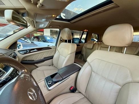 Used 2016 Mercedes-Benz GL 450 4MATIC image 15