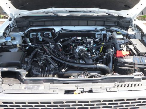 Used 2023 Ford Bronco Badlands w/ Sasquatch Package AWD/4WD image 12